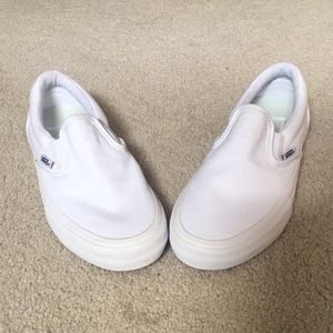 White vans pro slip ons